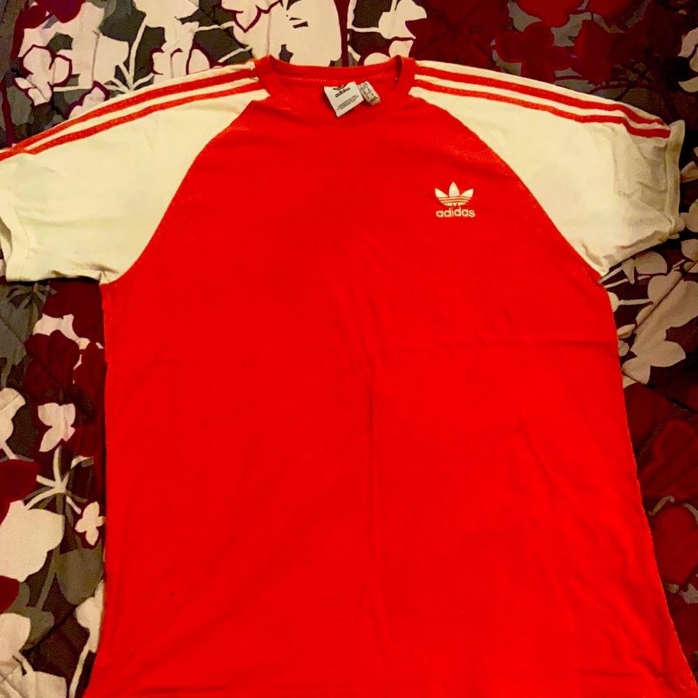 XL adidas shirt